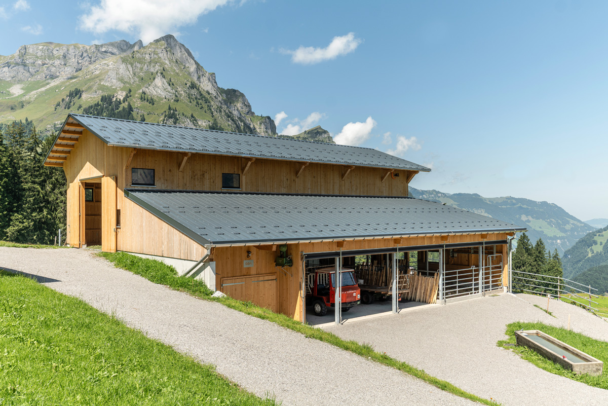 Wolfenschiessen Untertrübsee: Thomas und Mathild Liem Ersatzbau Stall